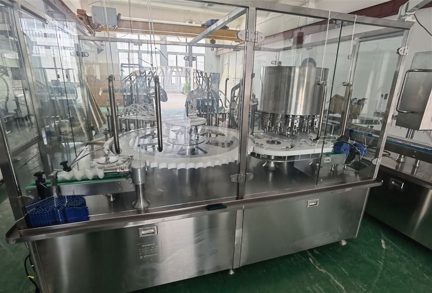 10ml高速口服液灌裝機(jī) 400瓶每分