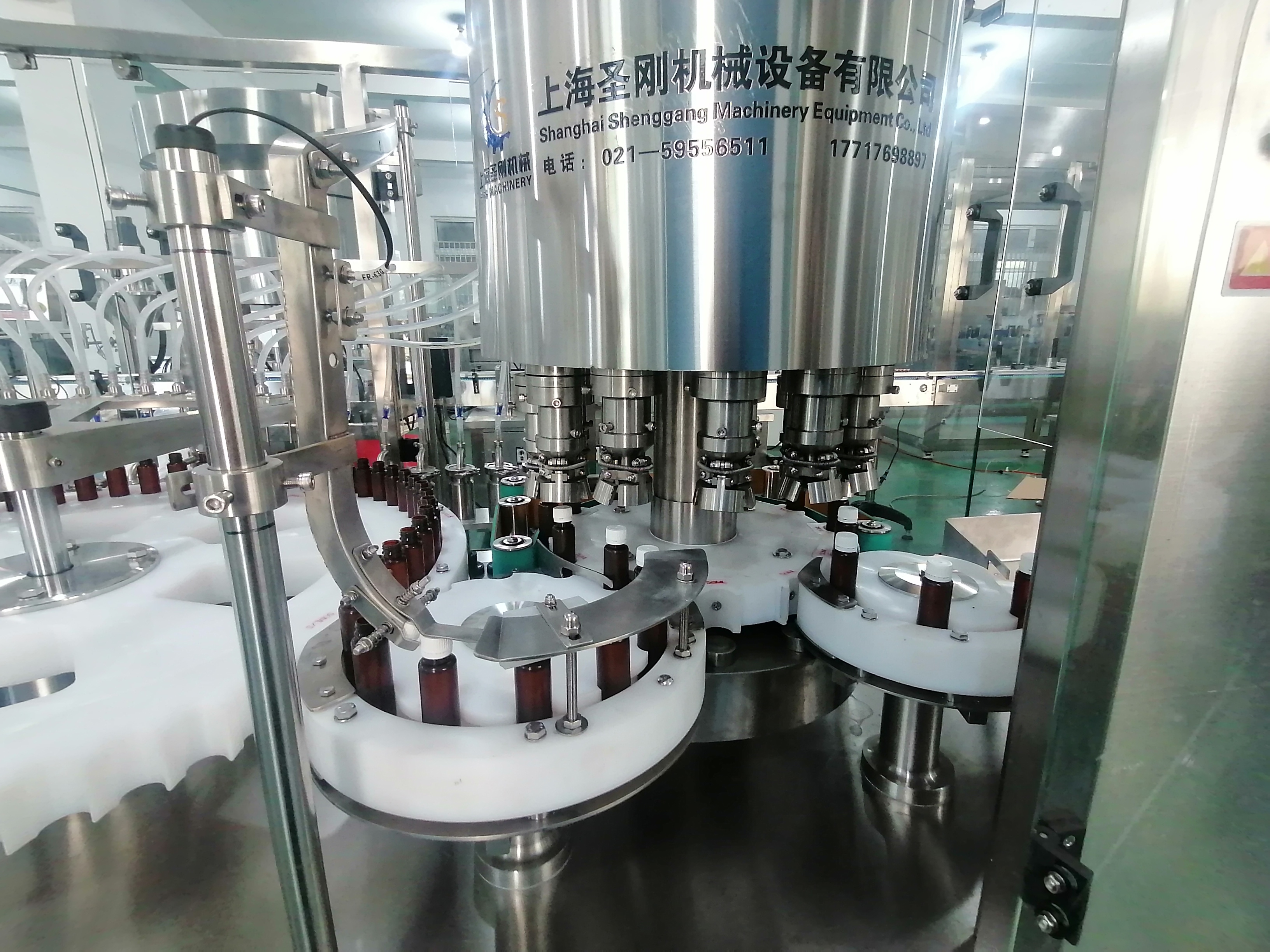 16頭高速口服液灌裝旋蓋機